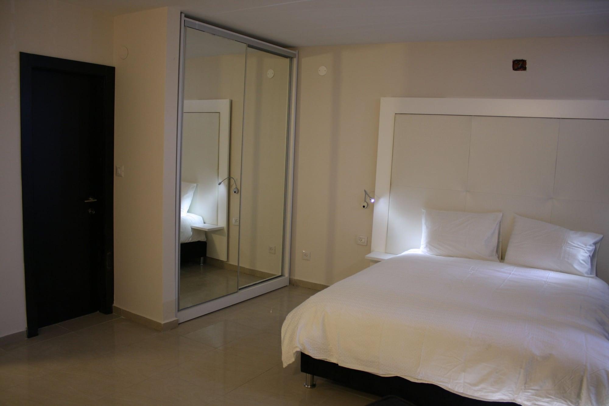 Rich Royal Suites 엘라트 외부 사진