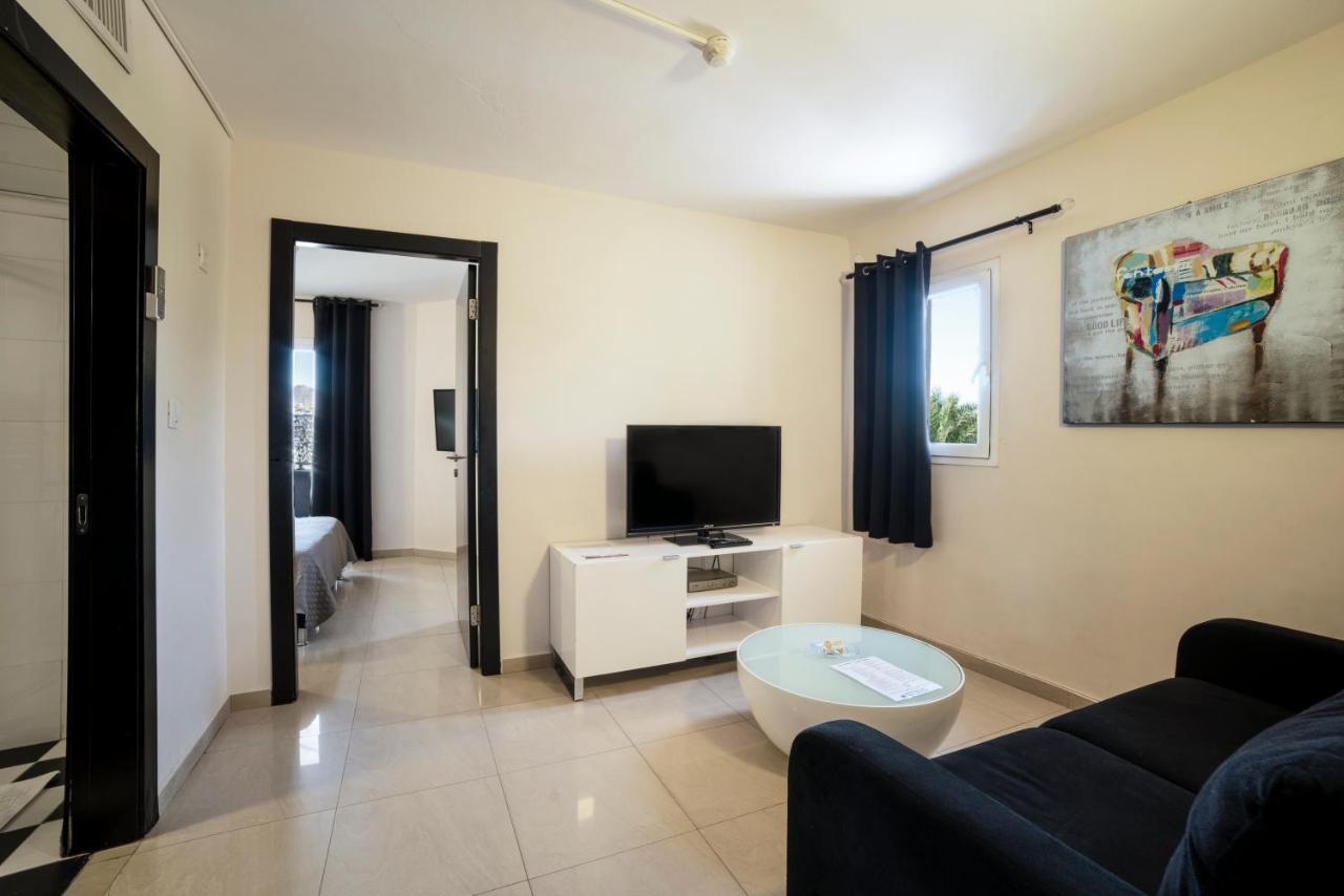 Rich Royal Suites 엘라트 외부 사진